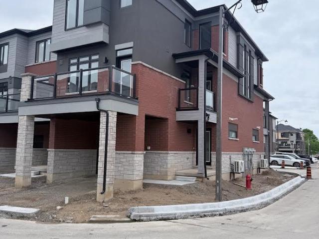 apartment at 62 – 313 CONKLIN ROAD S
