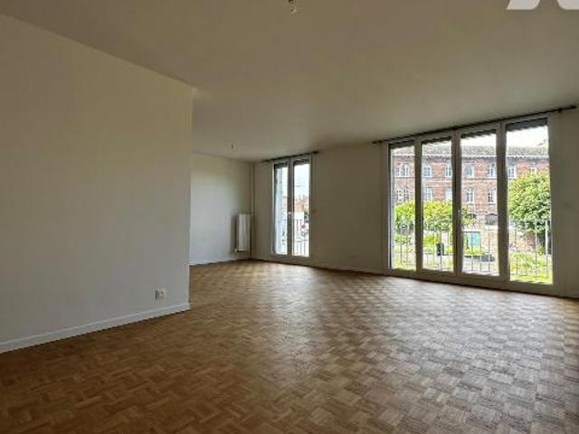 Apartment at 62 Béthune, BETHUNE, 62400, France