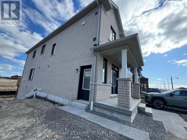 apartment at 62 DEBOIS ST 2ND UNIT STREET