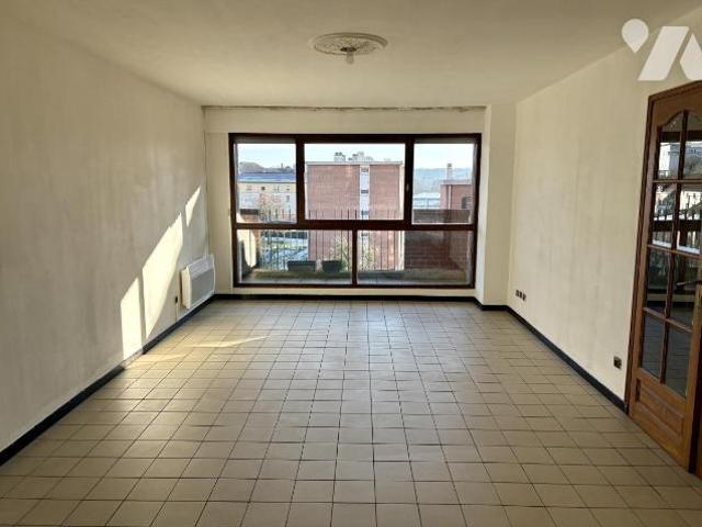 Apartment at 62 Liévin, LIEVIN, 62800, France