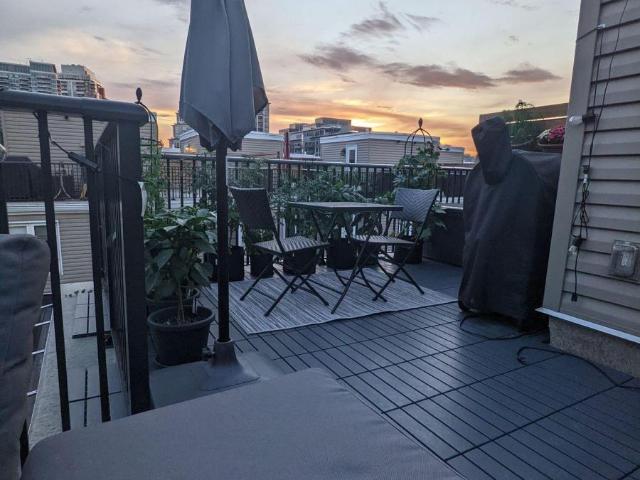 apartment at 636 92 STRACHAN AVENUE, Toronto, Ontario, M6K3M6