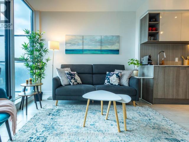 apartment at 657 31 TIPPETT ROAD, Toronto, Ontario, M3H0C8