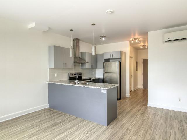 apartment at 6600 Darlington Cote des Neiges Montreal H3S 2J5