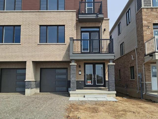 apartment at 67 STANLEY AVENUE