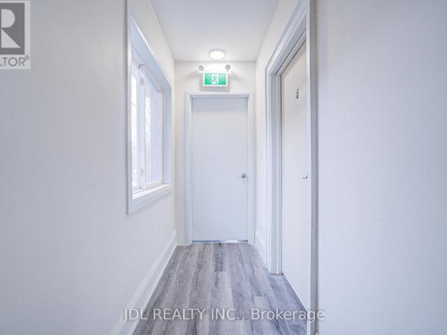 apartment at 6 – 5 SORAUREN AVENUE