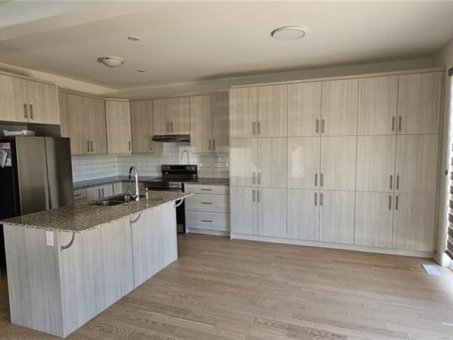 apartment at 6 SITLER Street