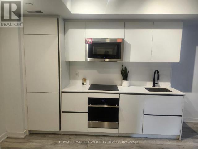 apartment at 704 327 KING STREET W, Toronto, Ontario, M5V0W7