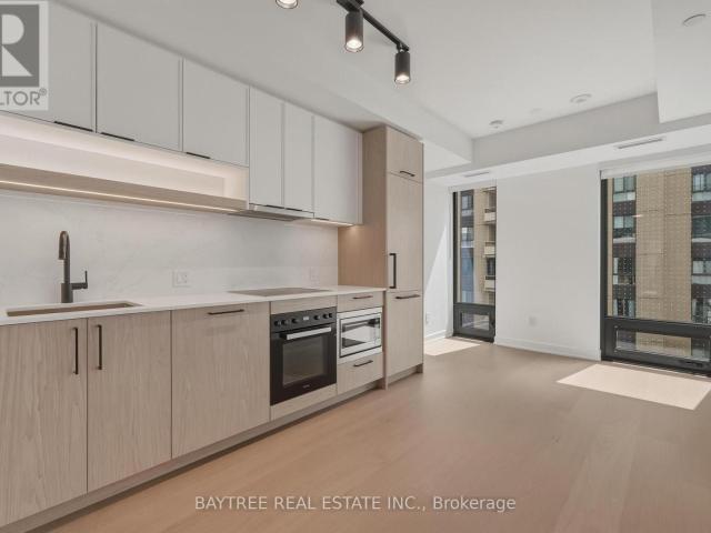 apartment at 705 91 MONTCLAIR AVENUE, Toronto, Ontario, M5P0A9