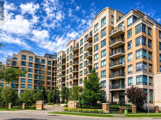 apartment at 707 16 DALLIMORE CIRCLE, Toronto, Ontario, M3C4C4