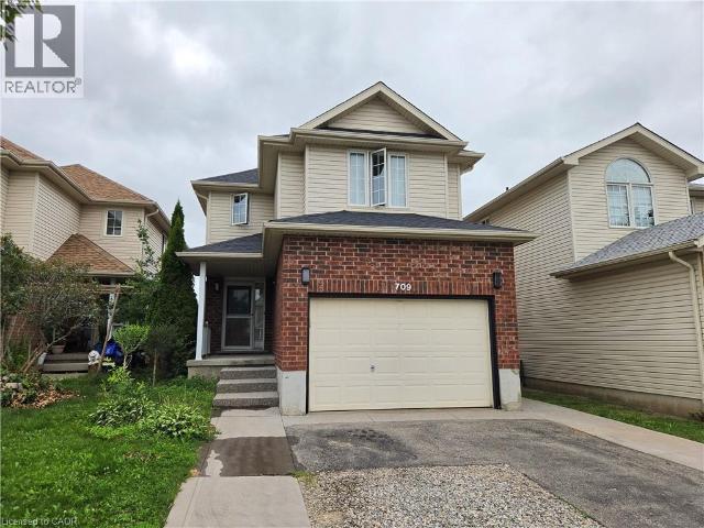 apartment at 709 WINDFLOWER Crescent, Kitchener, Ontario, N2E4B3