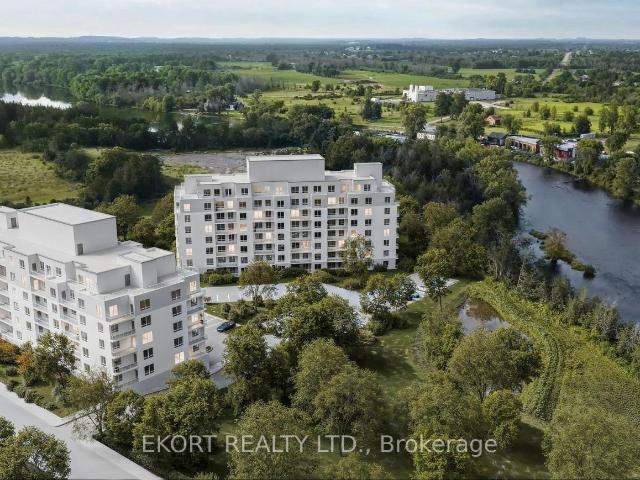 apartment at 703 – 156A WIMS WAY