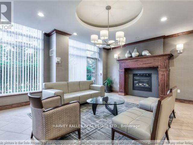 apartment at 703 19 BARBERRY PLACE, Toronto, Ontario, M2K3E3