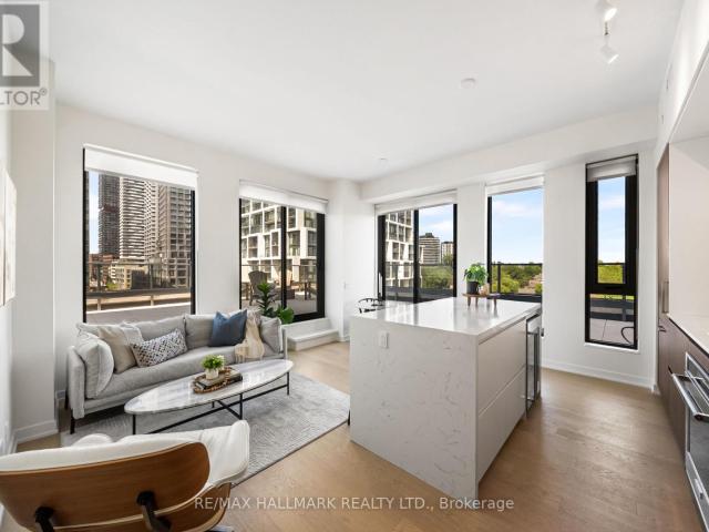 apartment at 703 1 HILLSDALE AVENUE W, Toronto, Ontario, M4S0E5