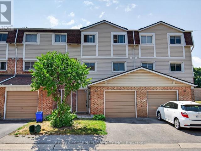 apartment at 70 11 HARRISFORD STREET, Hamilton, Ontario, L8K6L7