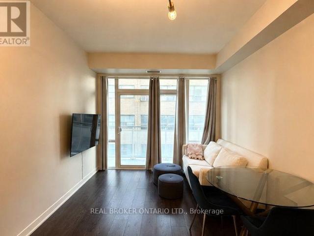 apartment at 713 223 ST. CLAIR AVENUE W, Toronto, Ontario, M4V0A5