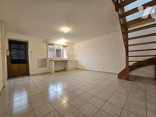 Apartment at 71 Viré, VIRE, 71260, France
