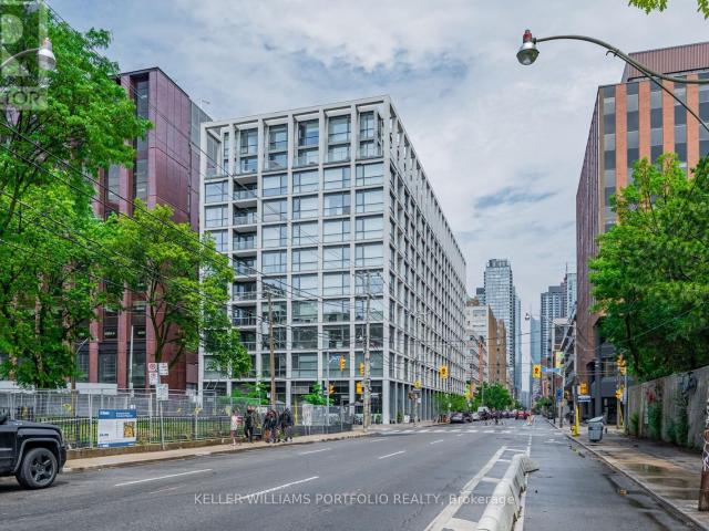 apartment at 726 39 BRANT STREET, Toronto, Ontario, M5V0M8