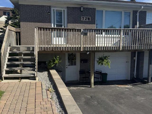 apartment at 728 SUNNYPOINT DRIVE, Newmarket, Ontario, L3Y2Z8