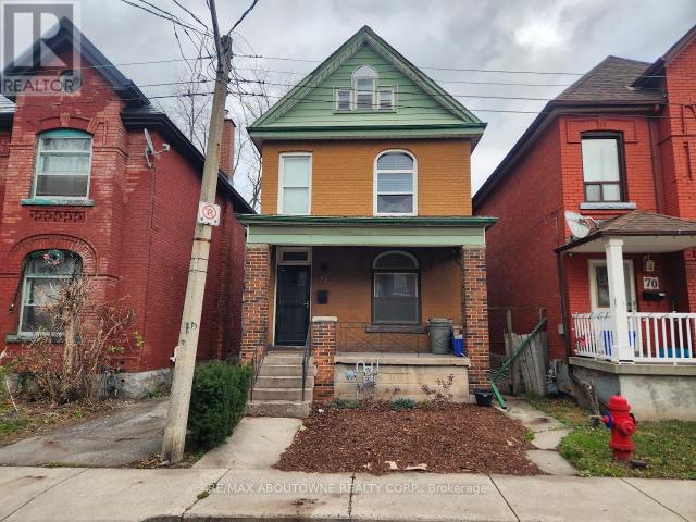 apartment at 72 WILLIAM STREET