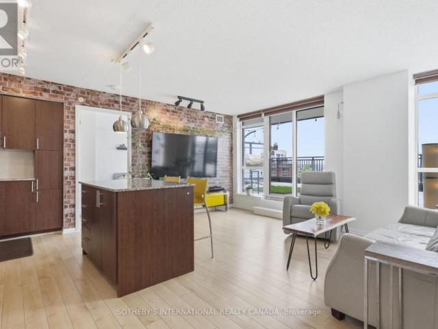 apartment at 733 36 VIA BAGNATO, Toronto, Ontario, M6A0B7