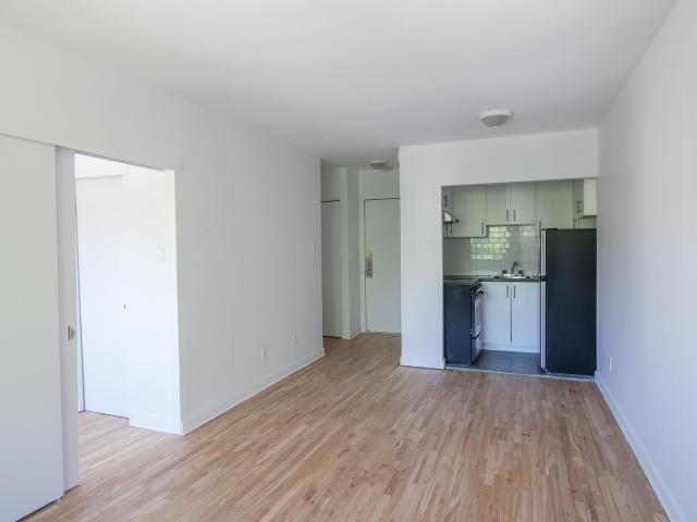 apartment at 760 Rue Galt Verdun Verdun H4G 2P7
