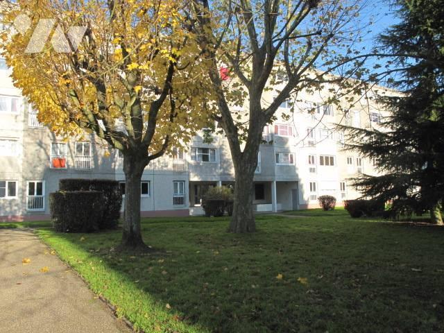 Apartment at 76 Mont Saint Aignan, MONT ST AIGNAN, 76130, France