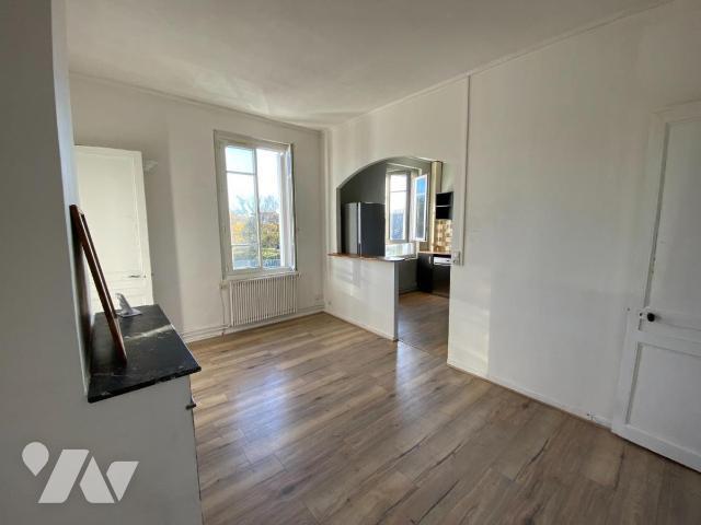 Apartment at 76 Rouen, ROUEN, 76100, France
