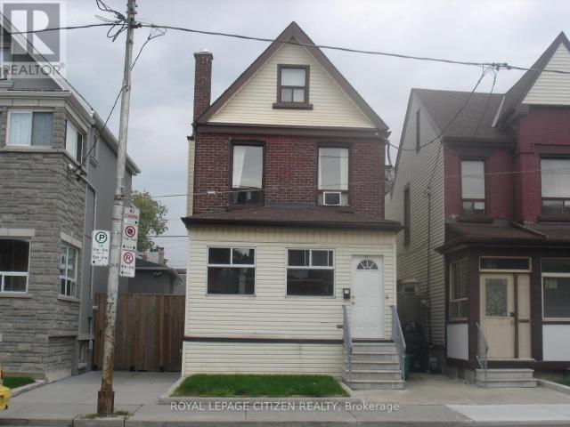 apartment at 796 OSSINGTON AVENUE, Toronto, Ontario, M6G3V1