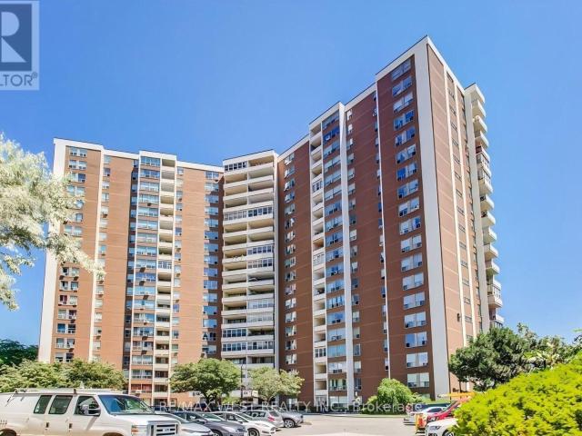 apartment at 805 – 60 PAVANE LINKWAY