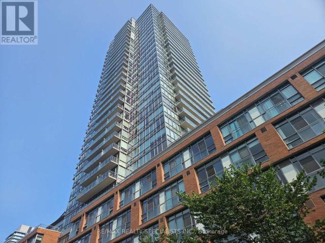 apartment at 806 – 33 MILL STREET