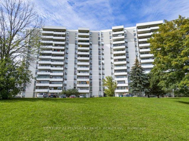 apartment at 803 6161 BATHURST STREET, Toronto, Ontario, M2R1Z5