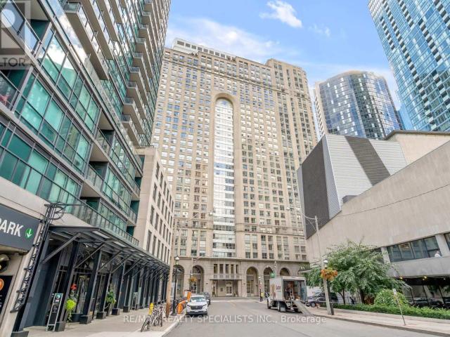 apartment at 813 25 THE ESPLANADE, Toronto, Ontario, M5E1W5
