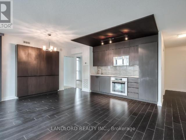 apartment at 836 15 ICEBOAT TERRACE, Toronto, Ontario, M5V4A5