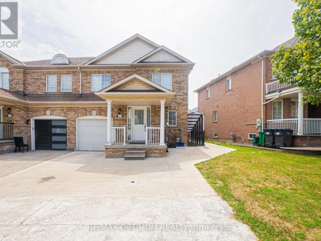 apartment at 8 TOPIARY LANE, Brampton, Ontario, L7A2K6