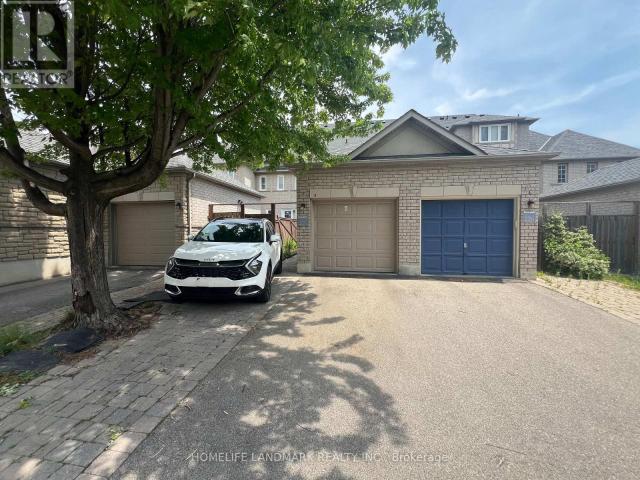 apartment at 8 BAFFIN COURT