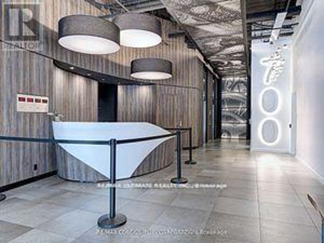 apartment at 904 700 KING STREET W, Toronto, Ontario, M5V2Y6