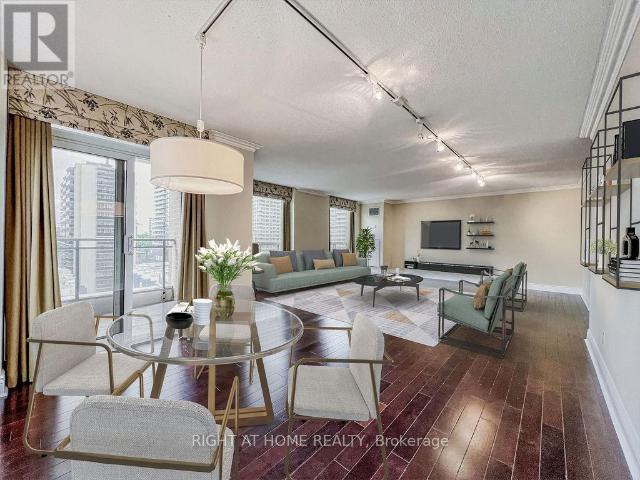 apartment at 905 123 EGLINTON AVENUE, Toronto, Ontario, M4P1J2