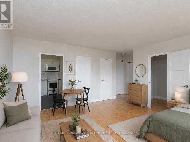apartment at 900 525 EGLINTON AVENUE E, Toronto, Ontario, M4P1N5