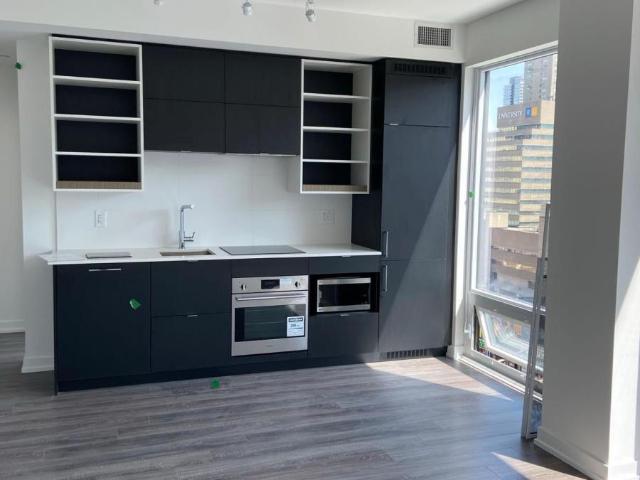 apartment at 902 20 EDWARD STREET, Toronto, Ontario, M5G1C9