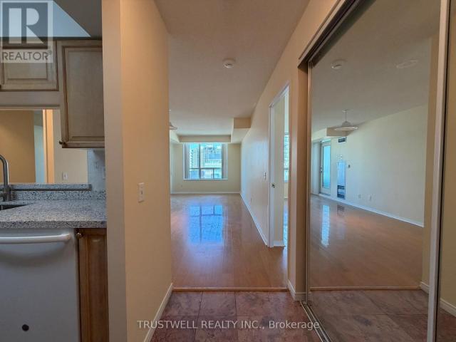 apartment at 902 238 DORIS AVENUE, Toronto, Ontario, M2N6W1