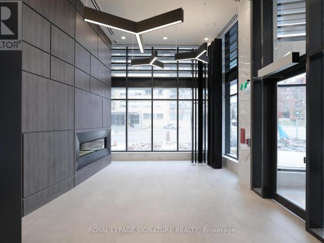 apartment at 910 2525 BATHURST STREET, Toronto, Ontario, M6B2Y9