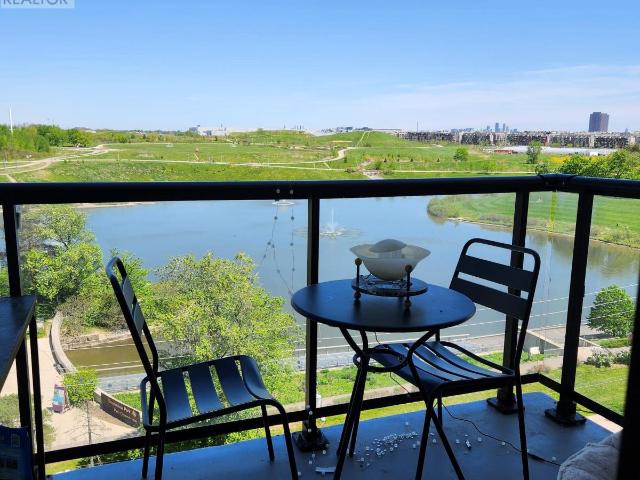 apartment at 910 3100 KEELE STREET W, Toronto, Ontario, M3M0E1