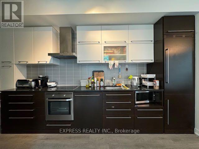 apartment at 912 BR 2 770 BAY STREET, Toronto, Ontario, M5G0A6