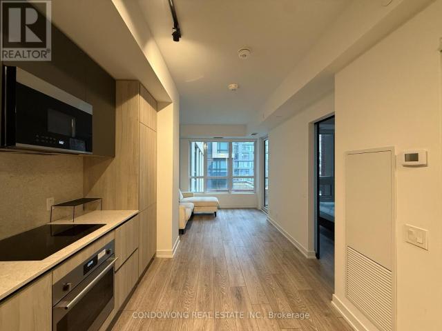 apartment at 912 108 PETER STREET, Toronto, Ontario, M5V0W2