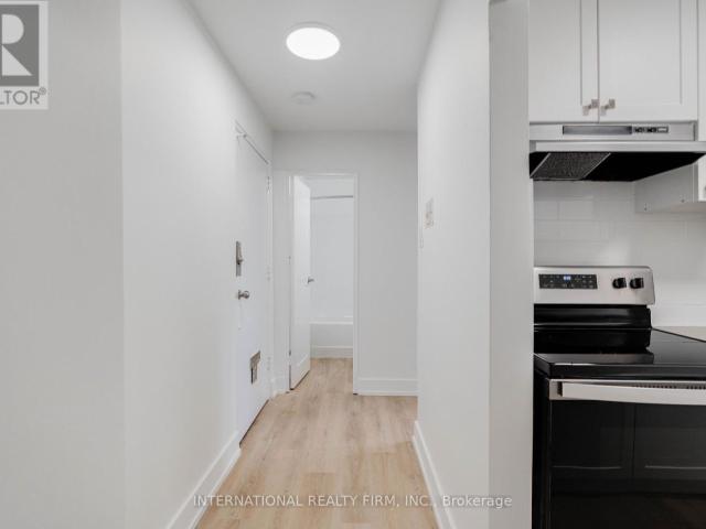 apartment at 93 HIGH STREET S
