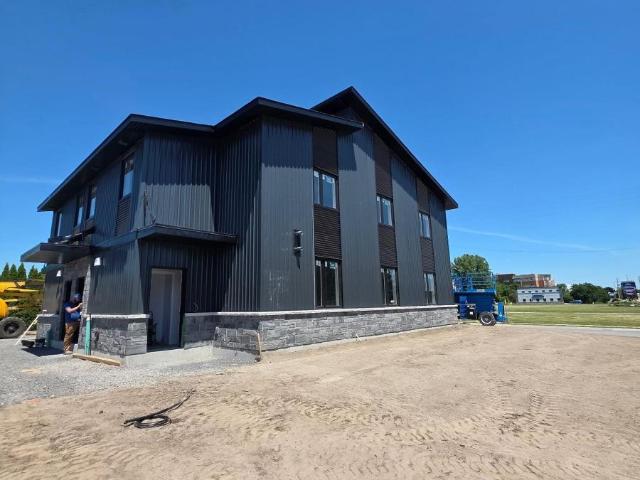 apartment at C – 5 SIENNA AVENUE
