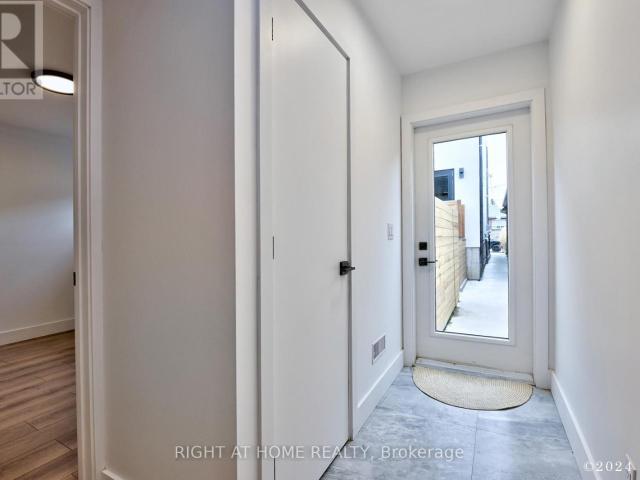 apartment at COACHHS 50A LANARK AVENUE, Toronto, Ontario, M6C2B4