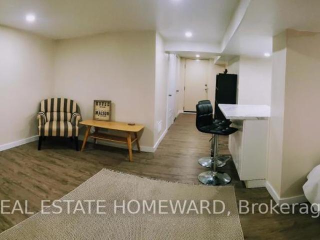 apartment at B 50 MOULD AVENUE, Toronto, Ontario, M6N3Z9