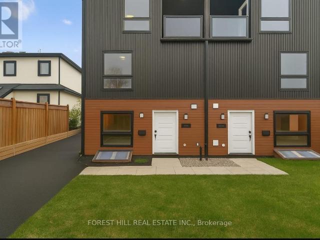apartment at B 12 SMALLWOOD DRIVE, Toronto, Ontario, M3M1T8
