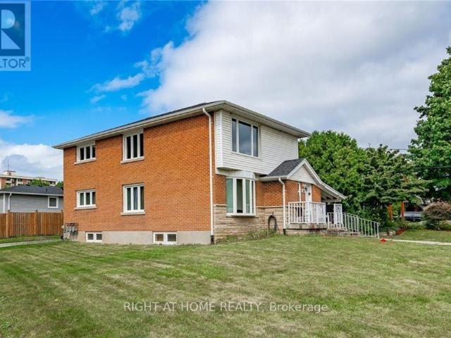 apartment at B 1385 OLGA DRIVE, Burlington, Ontario, L7S1L1